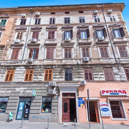 City Studio Market 5 - Rijeka Rent Exteriör bild
